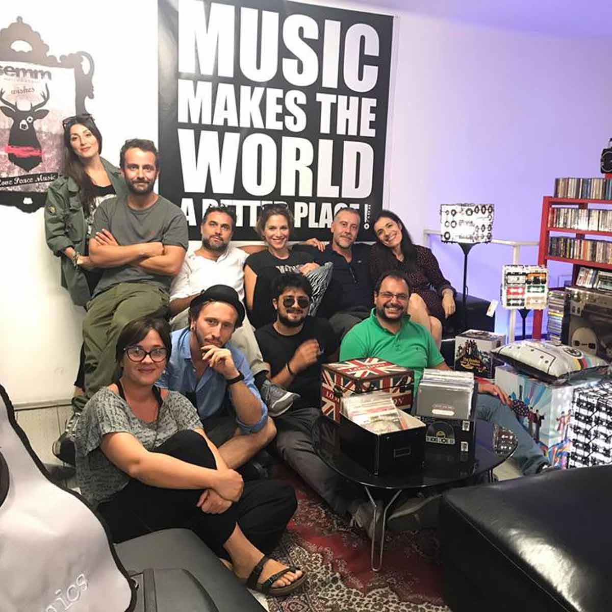 semm-music-store-special-guest-Isabella-Ragonese
