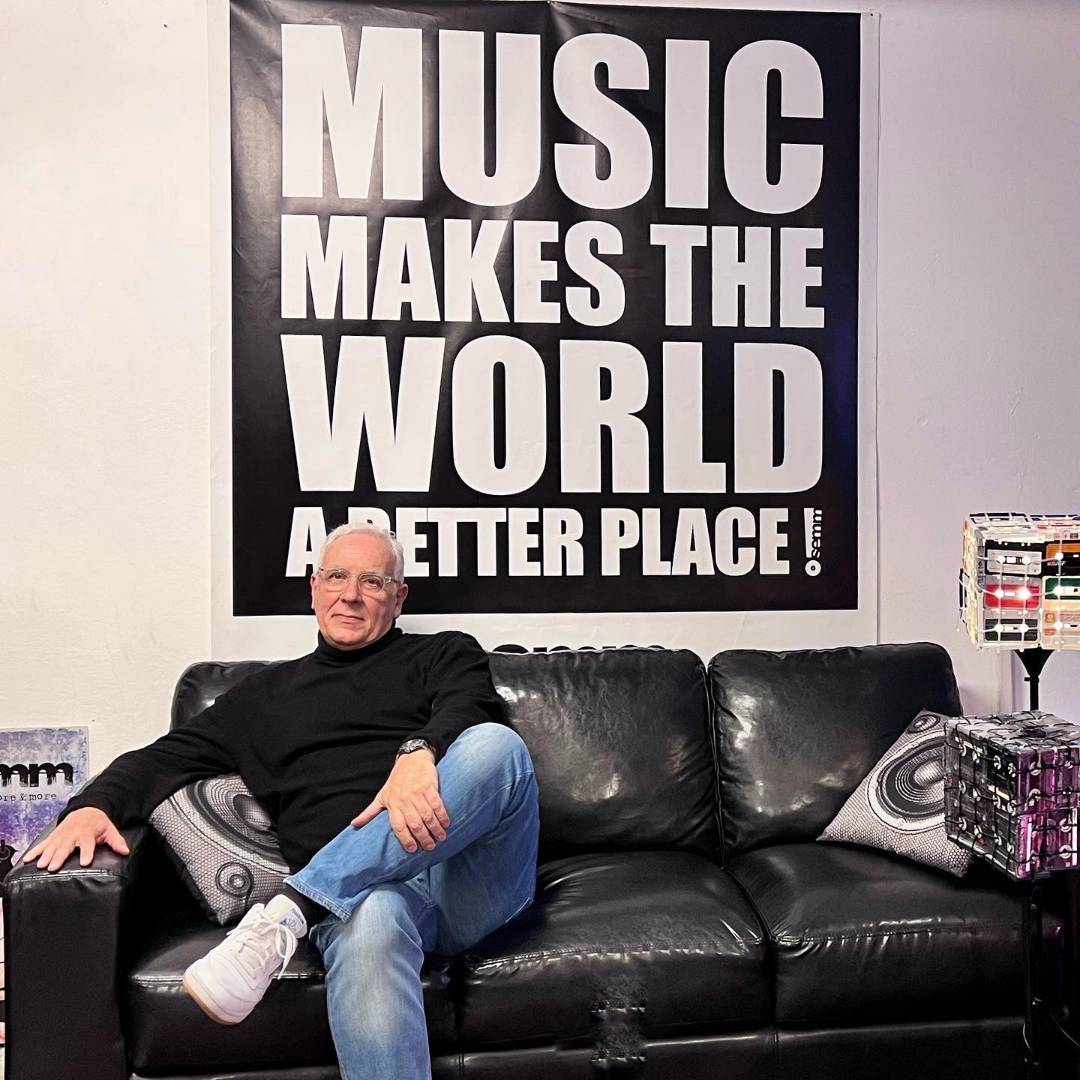 massimo oldani semm music store bologna